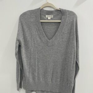 Treasure & Bond Charcoal V-Neck Sweater